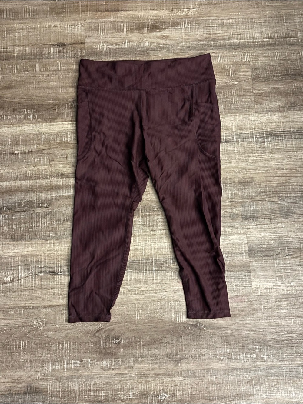 Old Navy Women’s Maroon Power Soft High-Rise Leggings